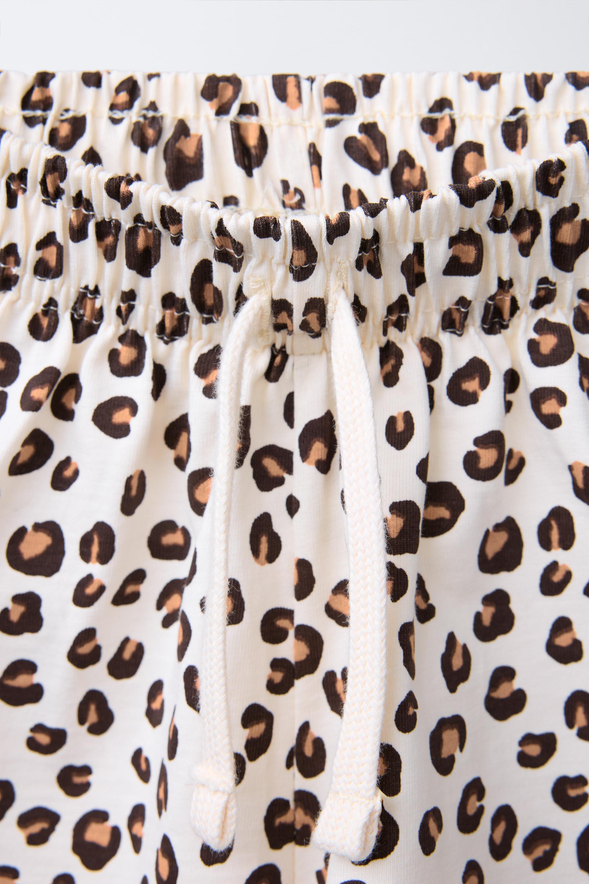 CROPPED T-SHIRT AND PRINTED BERMUDA SET